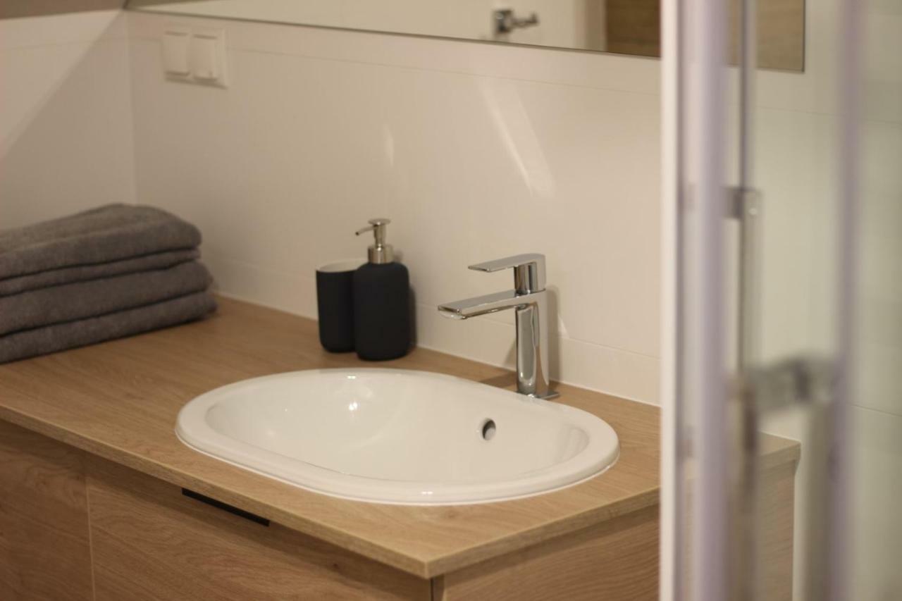 Apartamenty Centrum Park Sowinskiego 19 Zielona Góra Exterior foto
