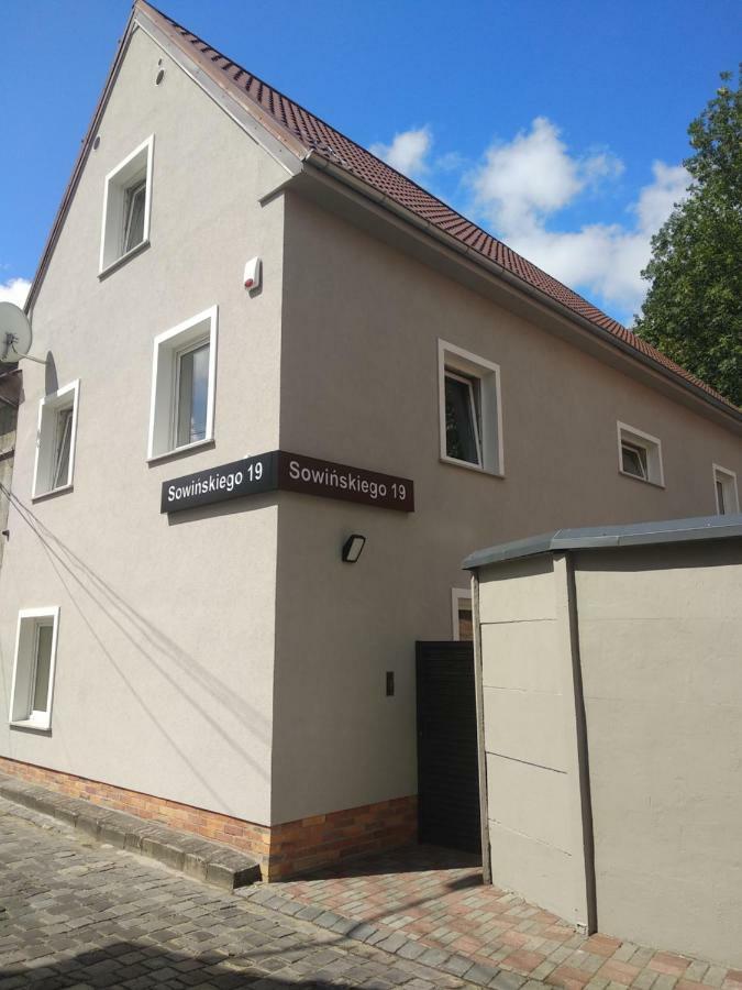 Apartamenty Centrum Park Sowinskiego 19 Zielona Góra Exterior foto